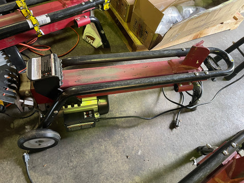 Dent and Ding - 7 Ton Electric Log Splitter